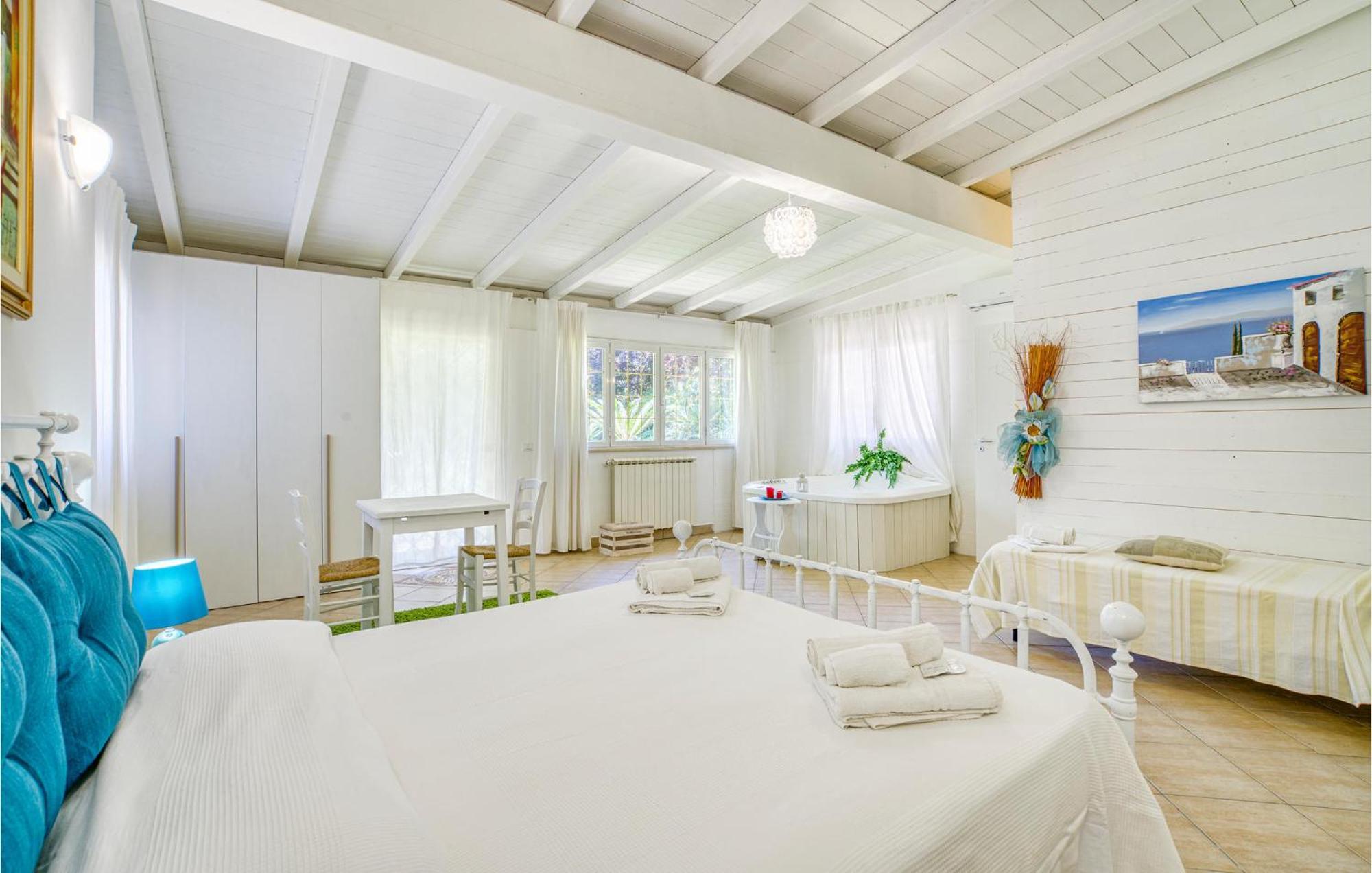 Beautiful Home In Fiumicino With Wifi Eksteriør billede
